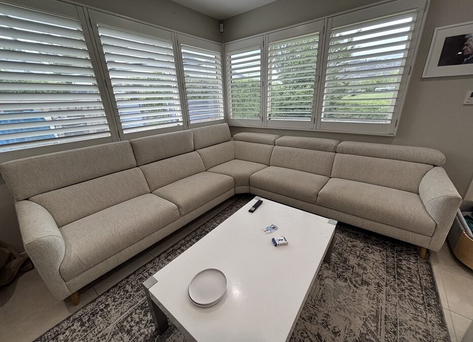 Lounge Rejuvenation in Mawson, ACT: Keeping Fabric Fresh Year-Round